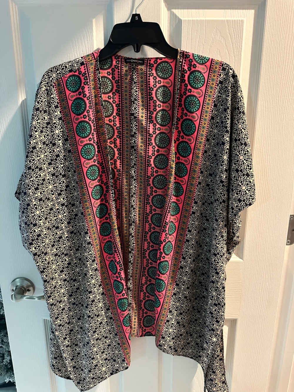 Women's Black & Pink Patterned kimono with Teal Accents